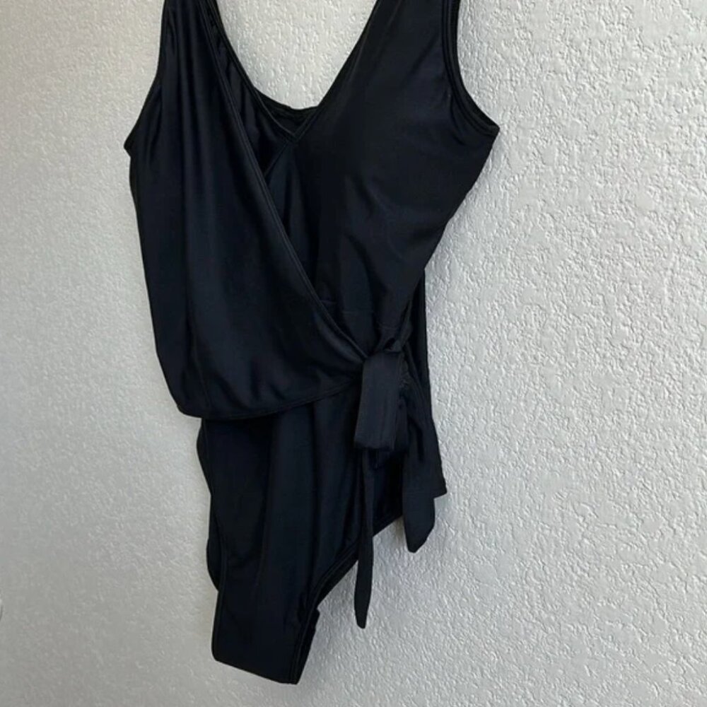 Summersalt The Perfect Wrap Black One Piece Size 16 - Picture 4 of 8